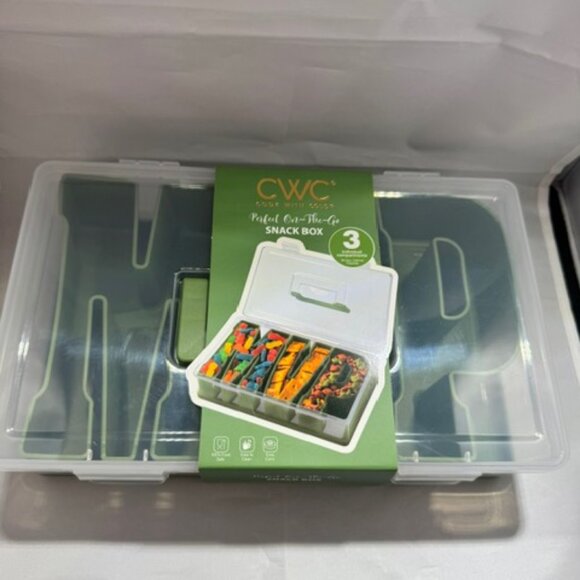 NEW-Snackle Box Bundle - Picture 2 of 6